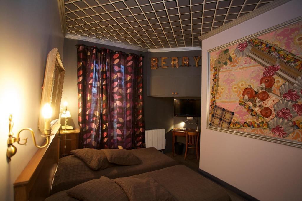 Hotel Archange Orleans Room photo
